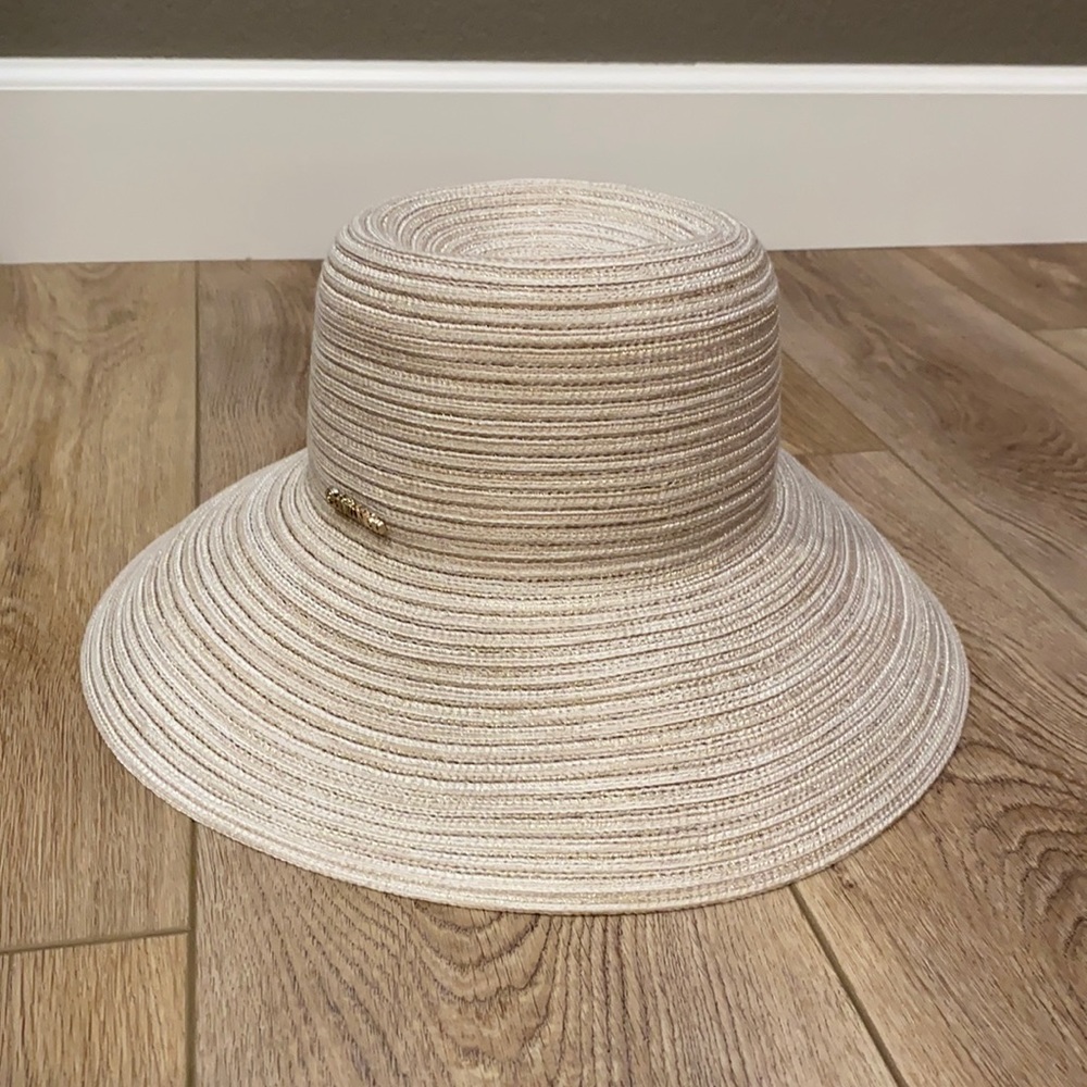 Calvin Klein foldable sun hat